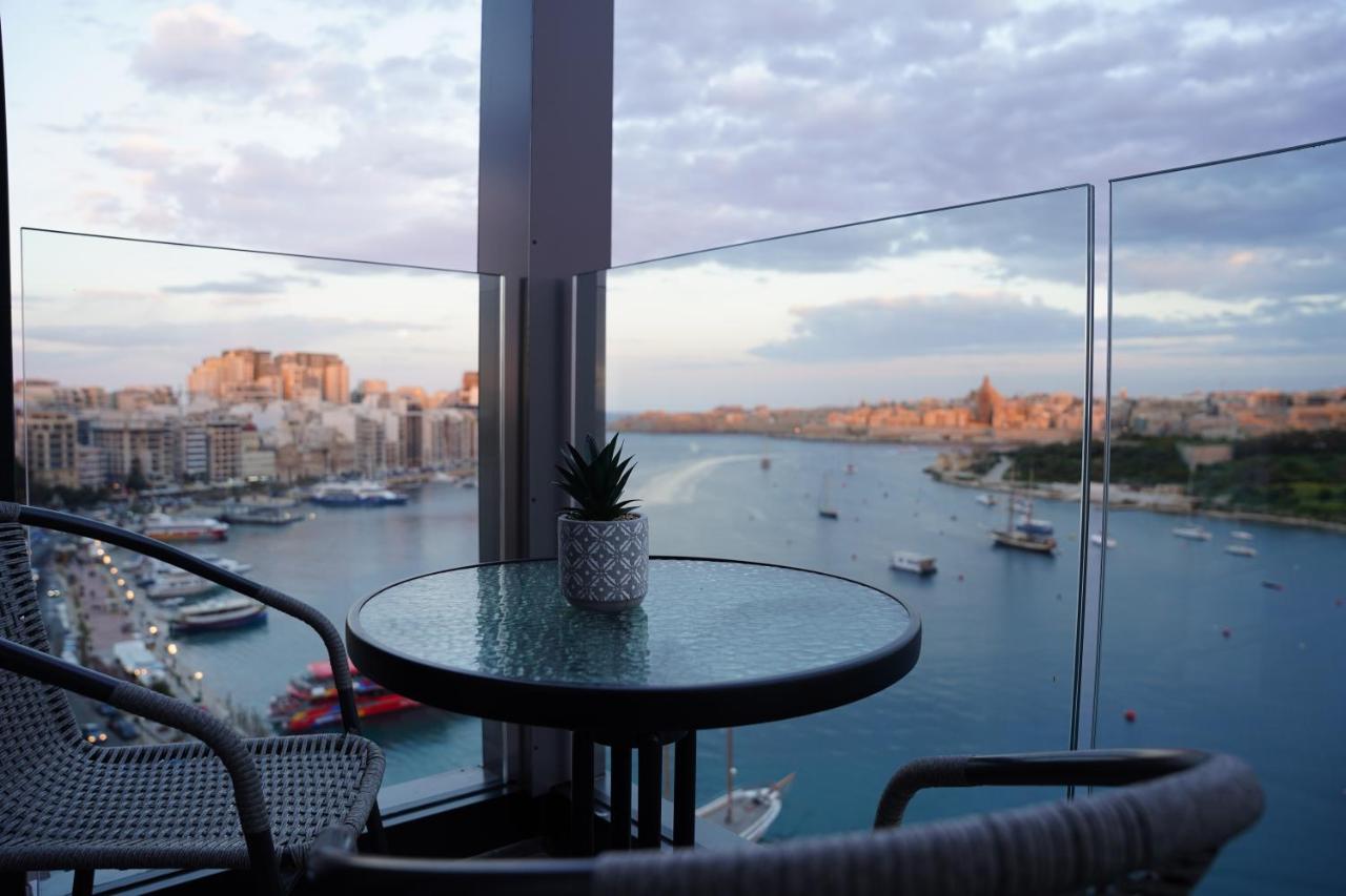 The Londoner Hotel Sliema Exteriér fotografie
