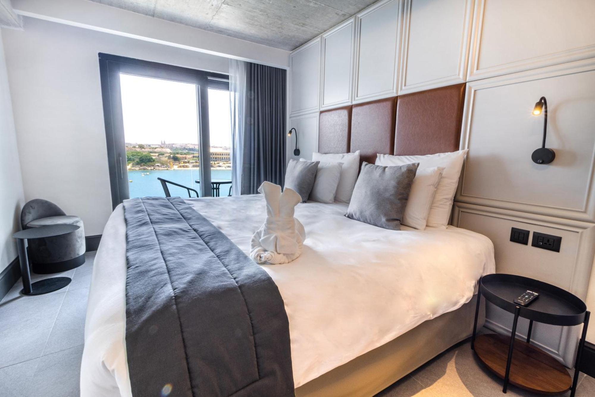 The Londoner Hotel Sliema Exteriér fotografie