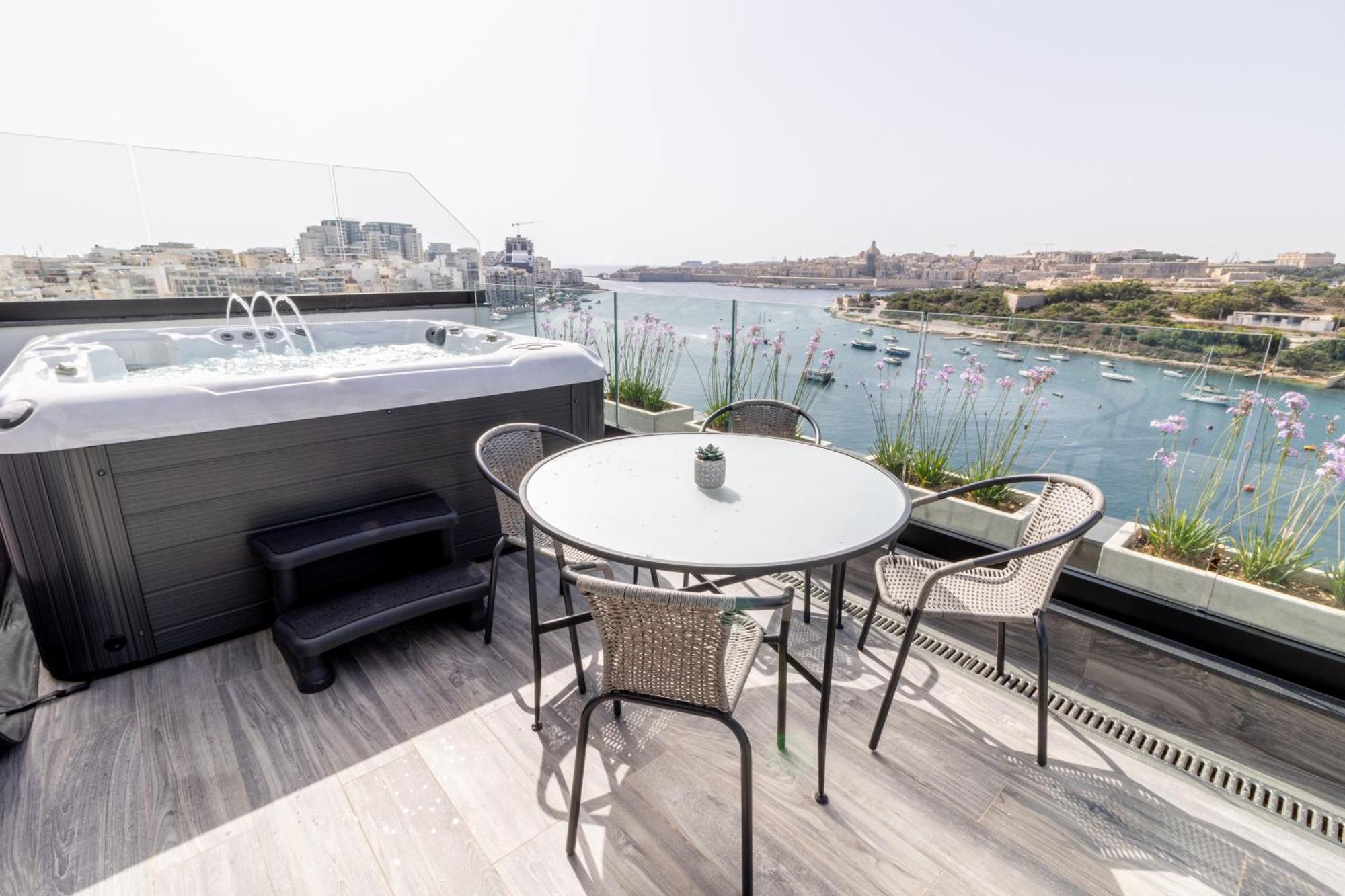 The Londoner Hotel Sliema Exteriér fotografie